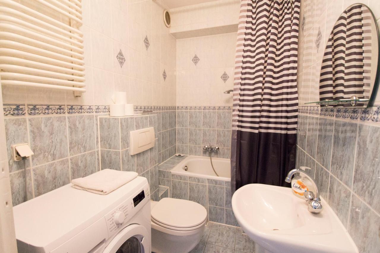 Lucky Apartaments Old Town -Economy Вроцлав Екстер'єр фото