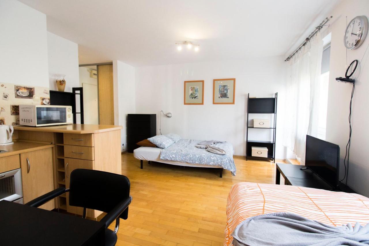Lucky Apartaments Old Town -Economy Вроцлав Екстер'єр фото