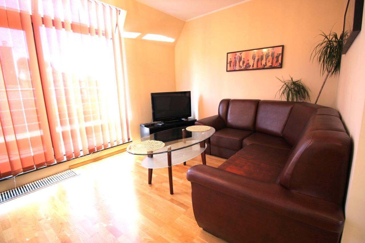Lucky Apartaments Old Town -Economy Вроцлав Екстер'єр фото